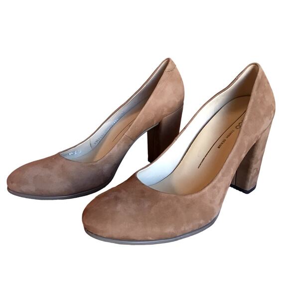 Ecco Shoes - Ecco Tan Suede Block Heel Pumps EU 39 US 8.5 Work Special Occassion Shoes